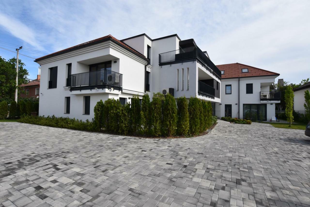 Azur Apartman Balatonfüred Esterno foto
