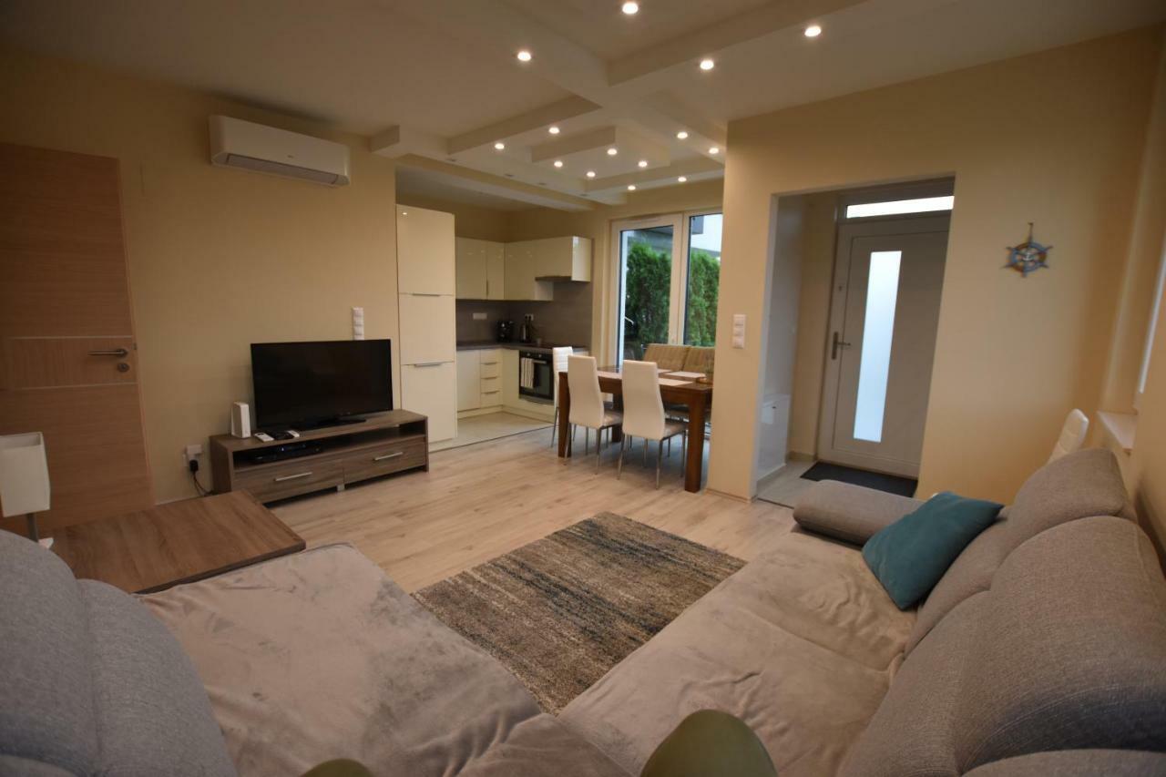 Azur Apartman Balatonfüred Esterno foto